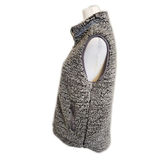 Thread & Supply faux sherpa full zip vest, gray, zip pockets, M - Picture 2 of 7